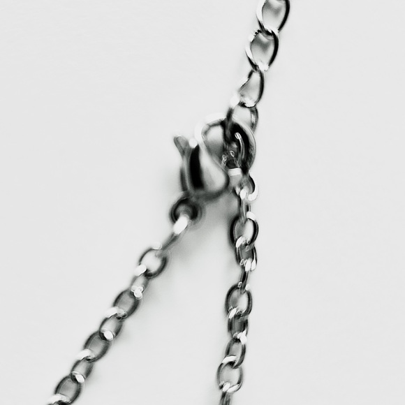 Mother's Day Gift - Mama Bear Rhinestone Silver tone Heart Charm Necklace - NWT - Picture 9 of 10